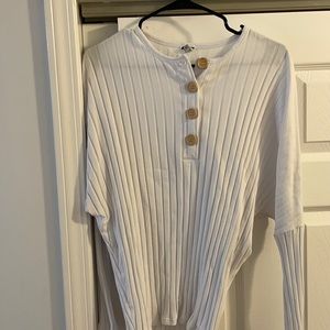 dot white ribbed shirt size xl